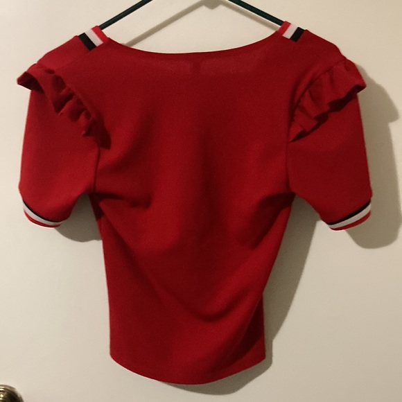 Red Top - Picture 2 of 2